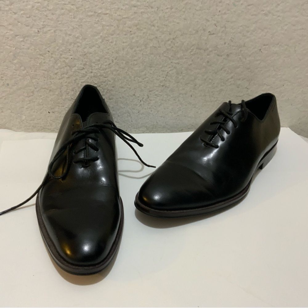 NWOT Toecap Combatant Gentlemen brand shoe.  Size 6.5